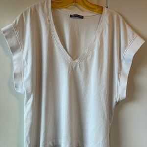 ZARA Sleeveless V‑Neck Tank — Relaxed Fit, Sporty-Chic, 22″ L x 21″ W